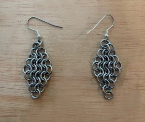 Stainless Steel Diamond-Shaped Chainmail earrings
